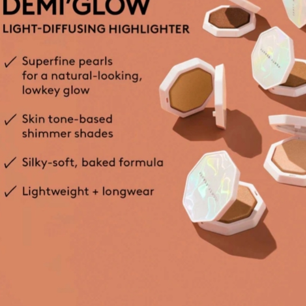Fenty Beauty Demi' Glow Light Diffusing Highlighter- Loose Change - Picture 3 of 4